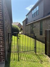 1109 Melcer Street - Photo 11