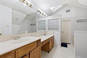 6517 White Oak Drive - Photo 16