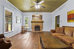 4453 Fm 902 - Photo 11