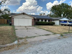 1707 15th Street - Photo 2