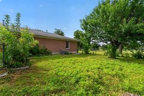 2211 Fisher Street - Photo 4