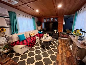 4380 Lake Shore Drive - Photo 11