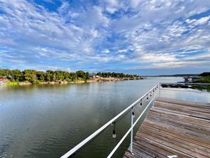 4380 Lake Shore Drive - Photo 38