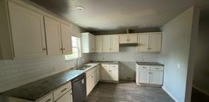 5505 Wainwright Drive - Photo 4