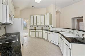 469 Crestview Point Drive - Photo 11