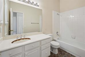 469 Crestview Point Drive - Photo 15