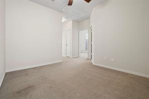 469 Crestview Point Drive - Photo 16