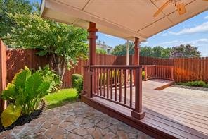 469 Crestview Point Drive - Photo 30