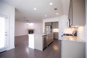 404 Barnstorm Drive - Photo 2