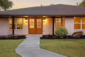 4039 Goodfellow Drive - Photo 2