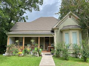 300 NW 3rd Street - Photo 1