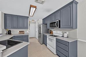 127 N Point Drive - Photo 10