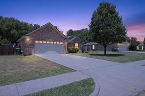 127 N Point Drive - Photo 2