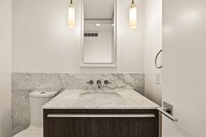 3130 N Harwood Street - Photo 22