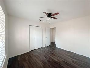 5512 Alexander Street - Photo 8
