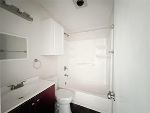 5512 Alexander Street - Photo 9
