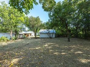 630 W Thompson Street - Photo 17
