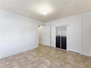 630 W Thompson Street - Photo 9