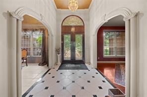 7402 Hollytree Drive - Photo 2