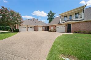 7402 Hollytree Drive - Photo 30