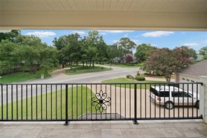 7402 Hollytree Drive - Photo 38