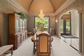 7402 Hollytree Drive - Photo 6