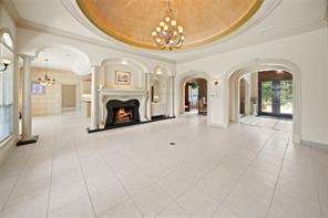 7402 Hollytree Drive - Photo 8