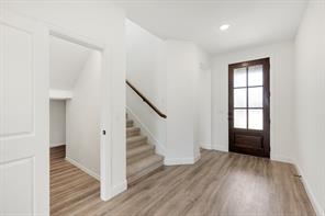8102 Grotto Drive - Photo 5