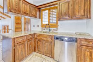 3132 Hickman Street - Photo 12