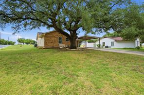 701 Van Winkle Street - Photo 1