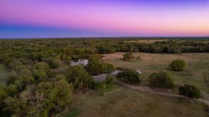 1004 County Road 4574 - Photo 1