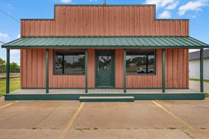 1214 Mineral Wells Highway - Photo 1