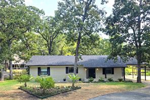 243 Shoreline Drive - Photo 1