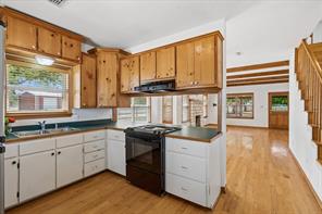 16927 W FM 922 - Photo 11