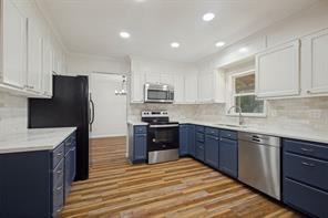 5104 Melody Court - Photo 9
