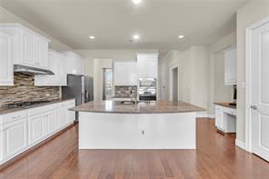 1622 Grove Park Place - Photo 17