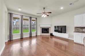 1622 Grove Park Place - Photo 18