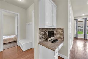 1622 Grove Park Place - Photo 27