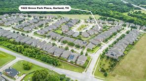 1622 Grove Park Place - Photo 35