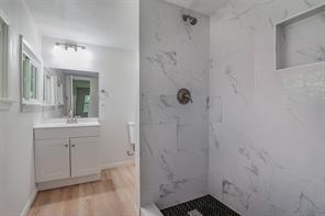 1421 S Scullin Avenue - Photo 22