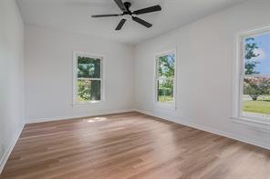 1421 S Scullin Avenue - Photo 23