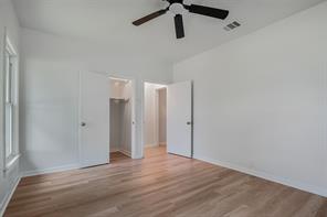 1421 S Scullin Avenue - Photo 24