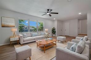 1421 S Scullin Avenue - Photo 3