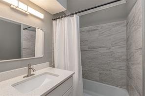 1409 Crestview Drive - Photo 8