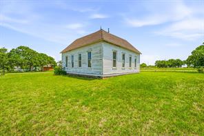 9784 FM 1079 - Photo 19
