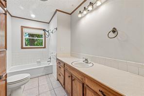 140 E Plum Avenue - Photo 13