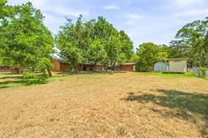 140 E Plum Avenue - Photo 16