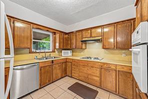 140 E Plum Avenue - Photo 8