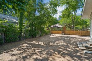 2111 Washington Avenue - Photo 25