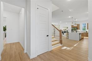 406 Hearth Terrace - Photo 4